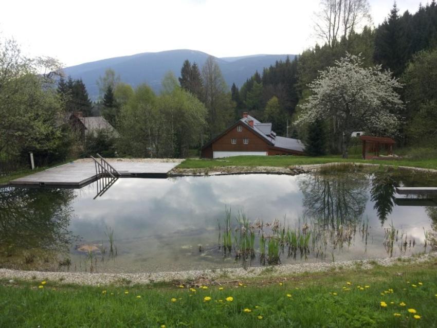 Chalupa Continental Ostružná Exteriér fotografie